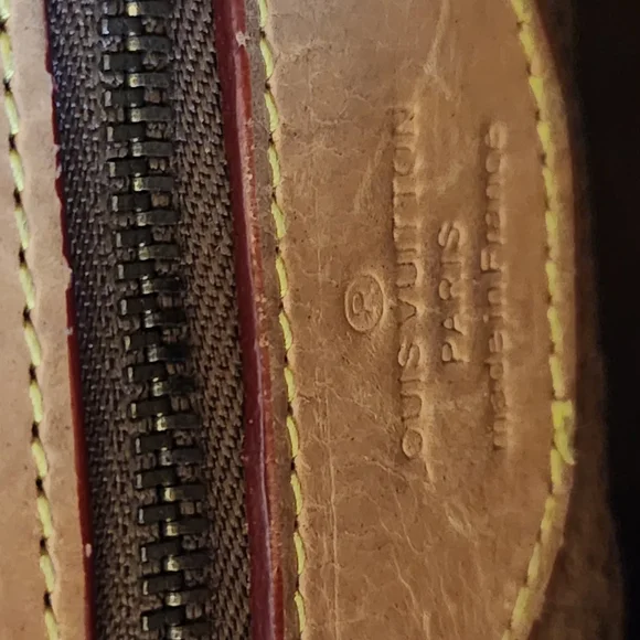 Louis Vuitton Brown Monogram Looping GM Shoulder Bag with Vachetta Leather - Picture 10 of 12